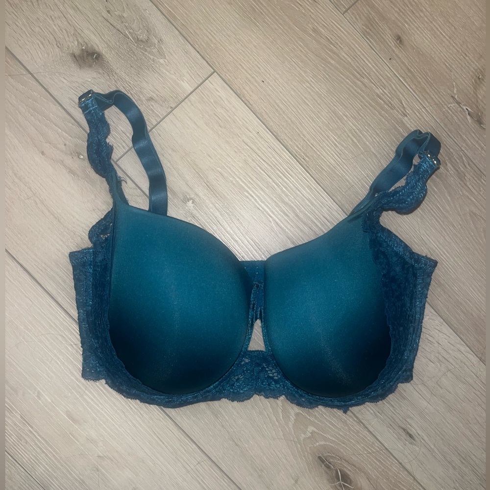 Women’s Teal Lace Underwire Bra